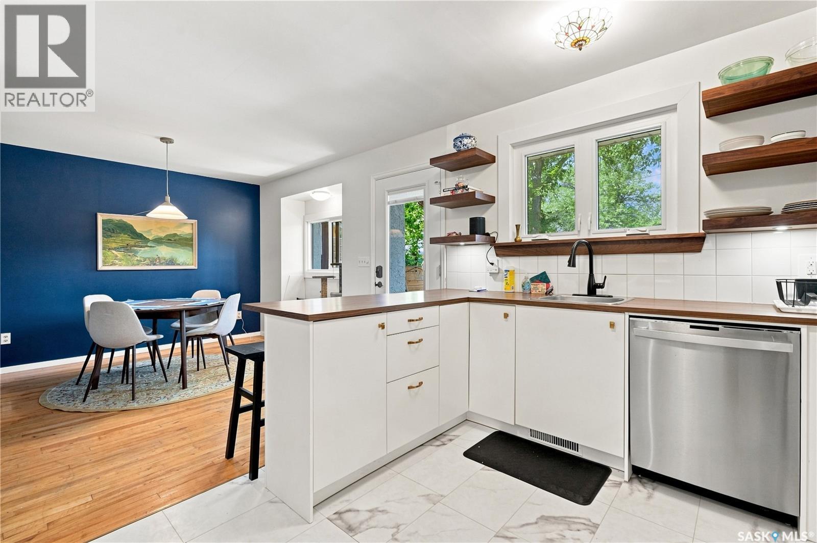 2848 Retallack Street, Regina, SK - Indoor Photo Showing Kitchen