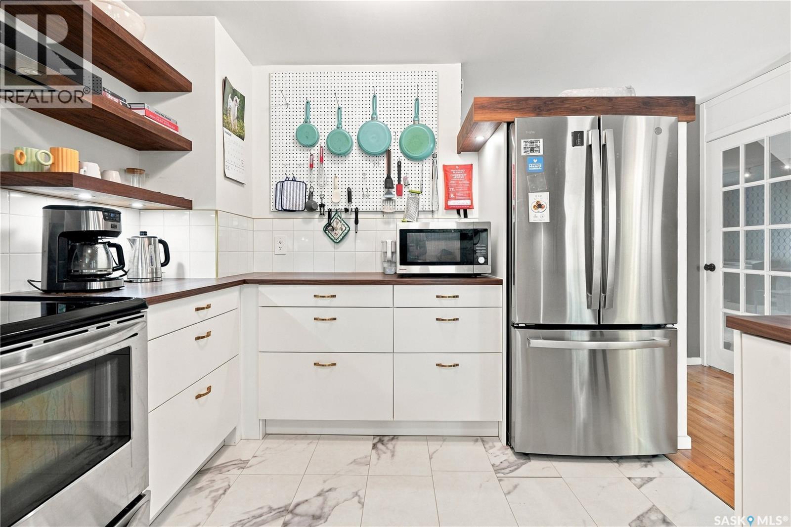 2848 Retallack Street, Regina, SK - Indoor Photo Showing Kitchen