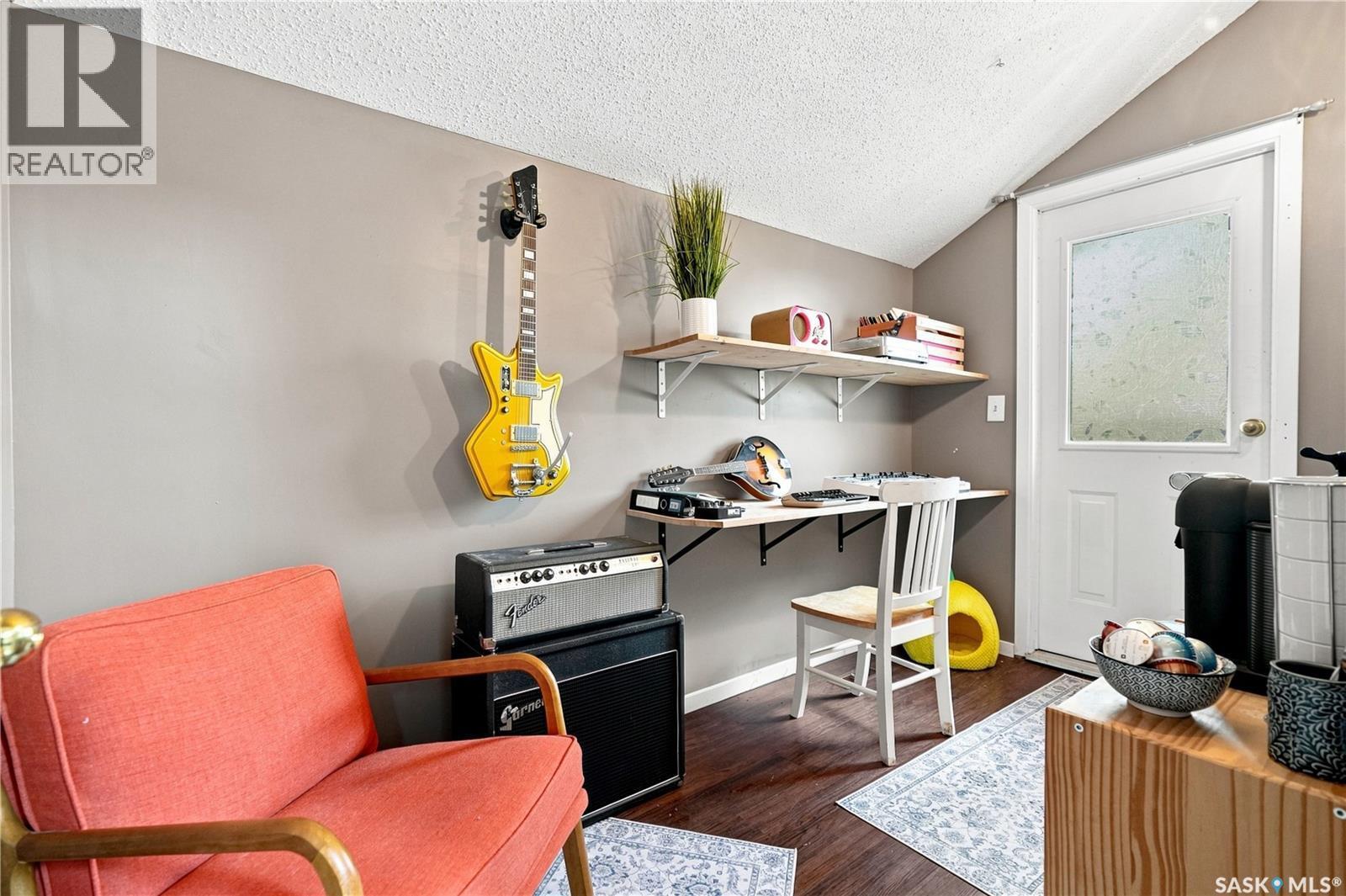 2848 Retallack Street, Regina, SK - Indoor