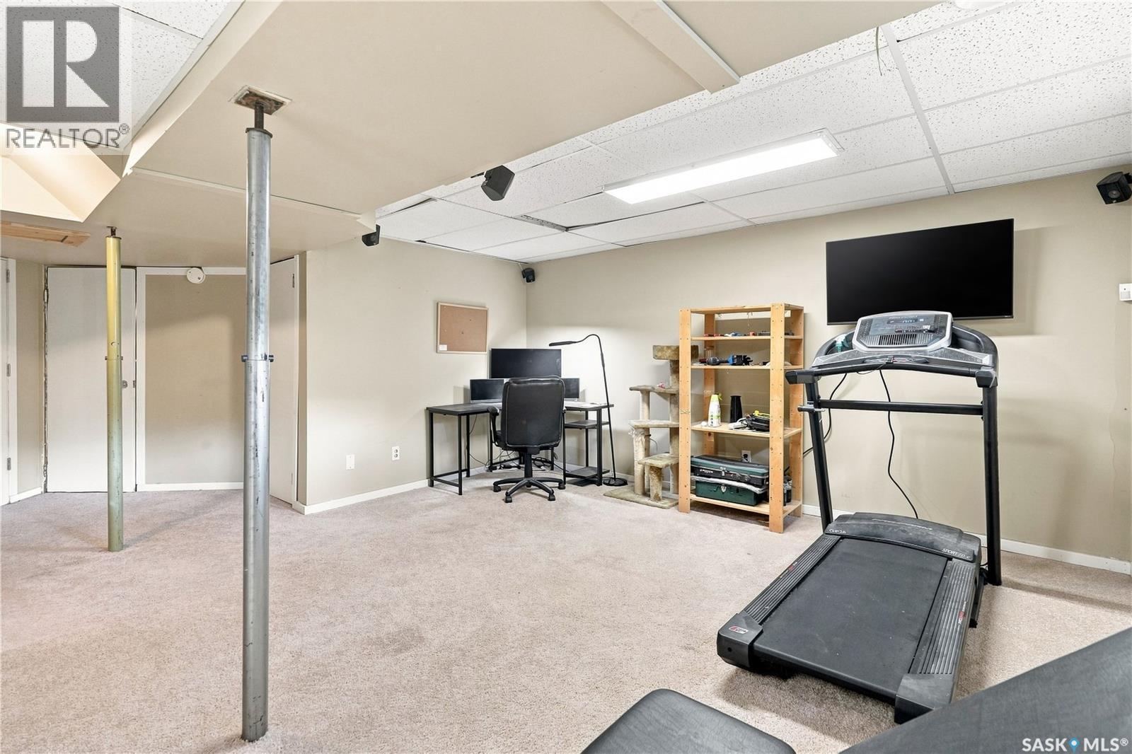 2848 Retallack Street, Regina, SK - Indoor Photo Showing Gym Room