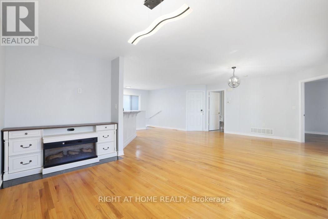 527 Pumpkin Patch Private, Ottawa, ON - Indoor