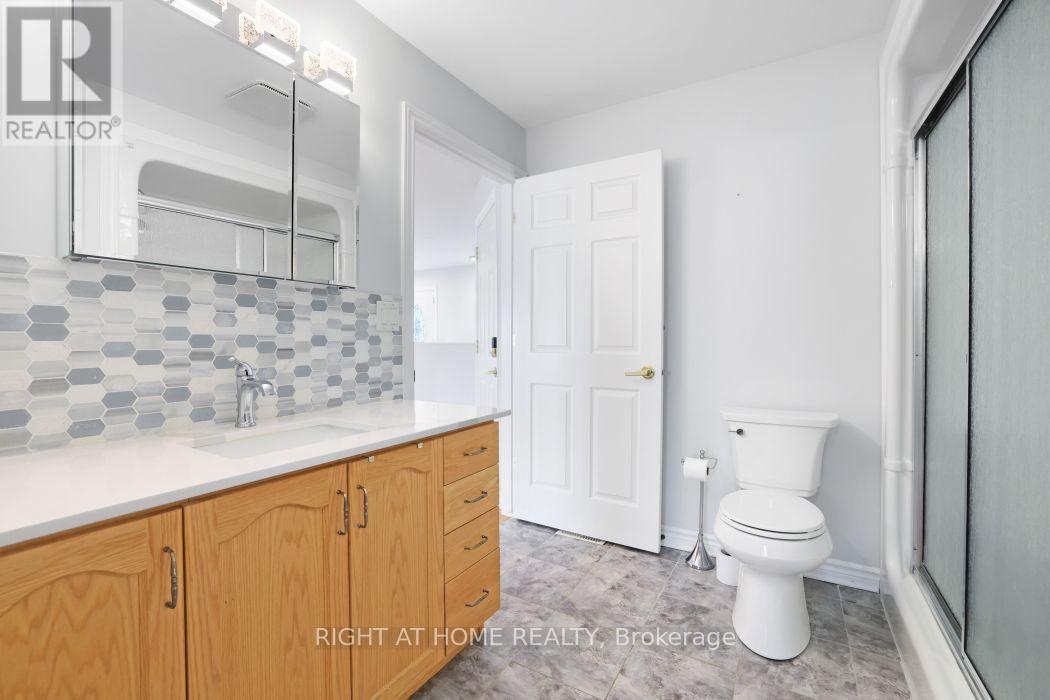527 Pumpkin Patch Private, Ottawa, ON - Indoor Photo Showing Bathroom