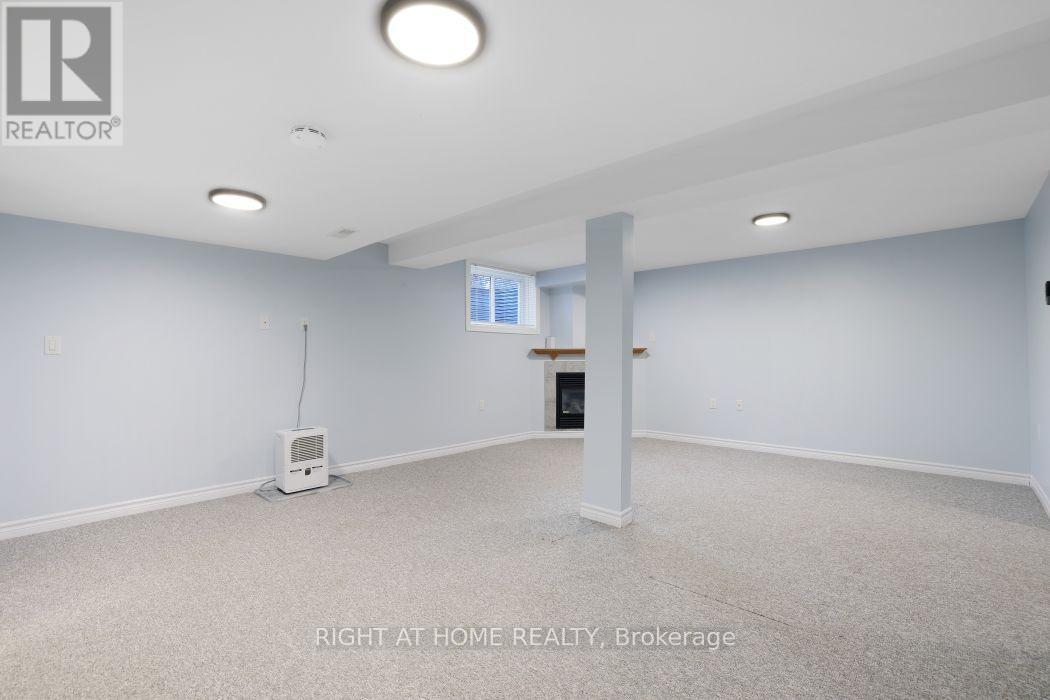 527 Pumpkin Patch Private, Ottawa, ON - Indoor