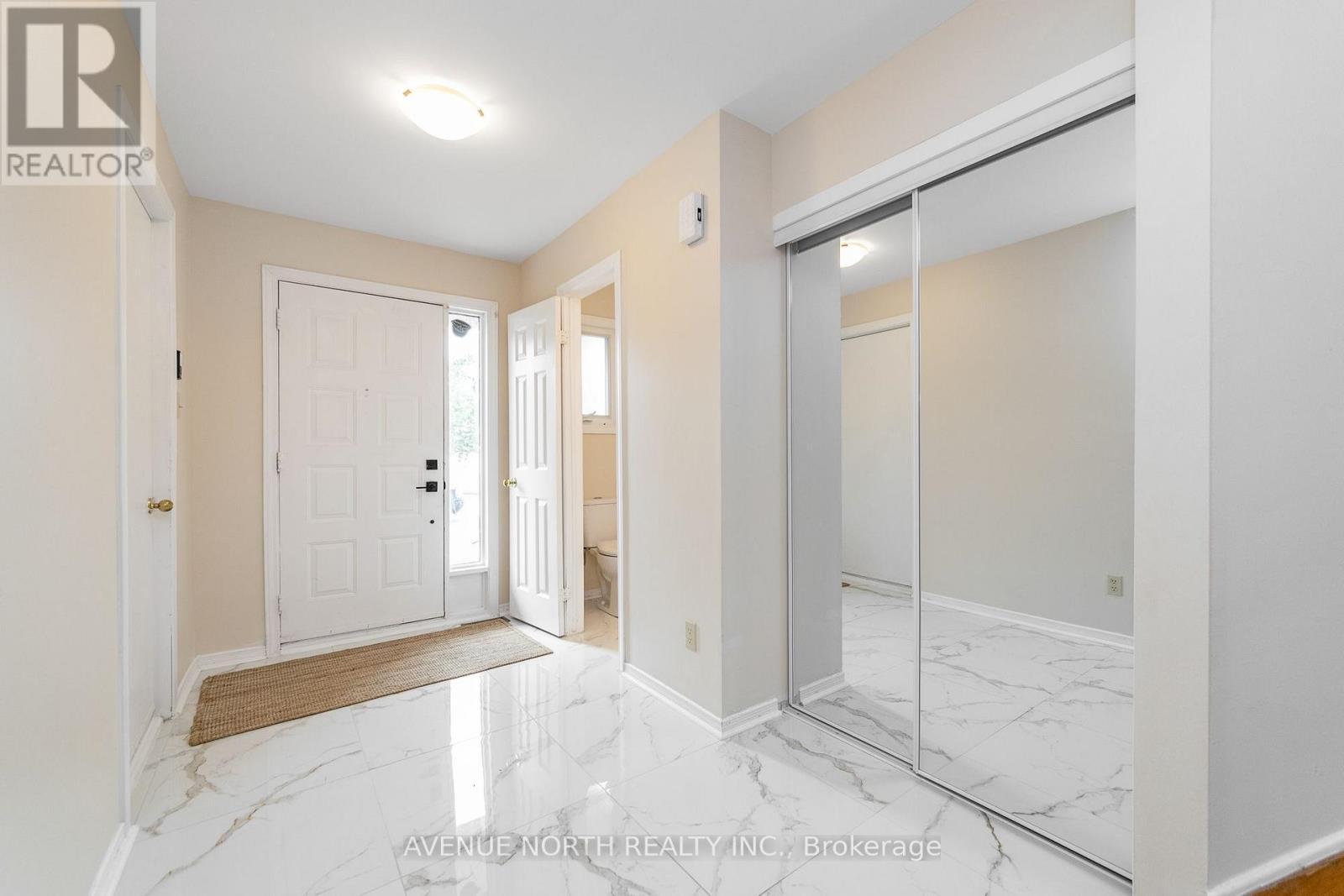 861 Karsh Drive, Ottawa, ON - Indoor Photo Showing Other Room