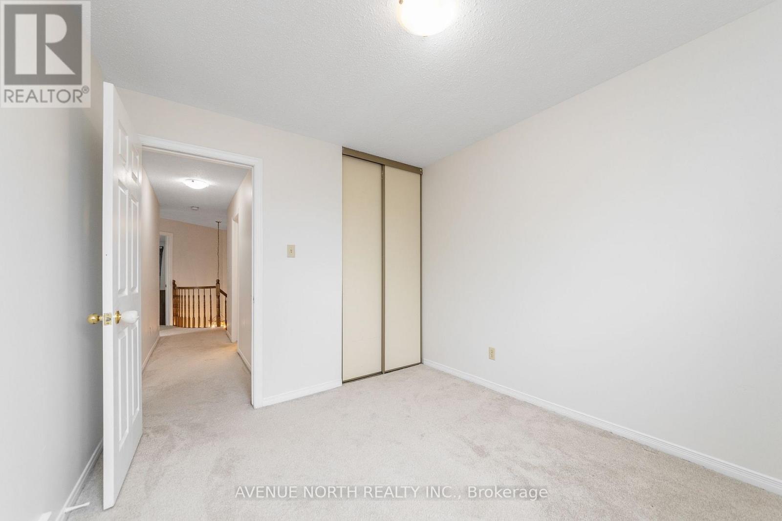 861 Karsh Drive, Ottawa, ON - Indoor Photo Showing Other Room