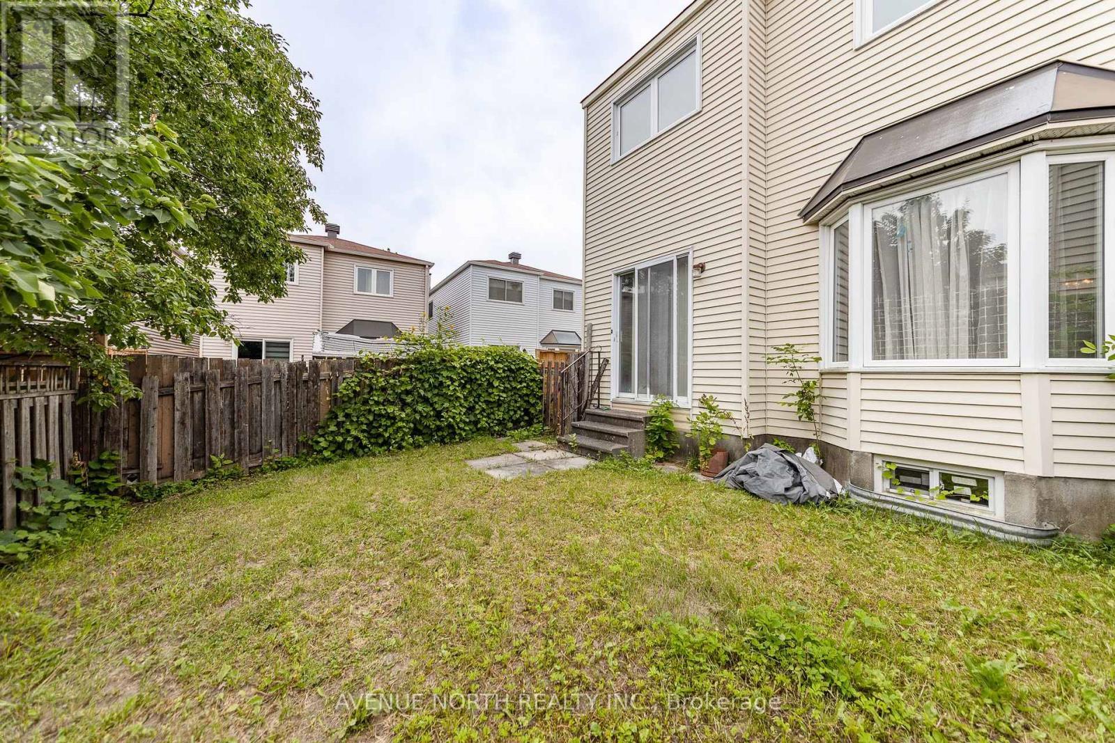 861 Karsh Drive, Ottawa, ON - Outdoor