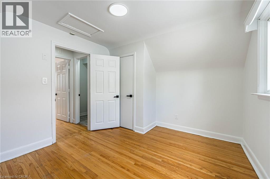 7 Putney Road, Toronto, ON - Indoor Photo Showing Other Room