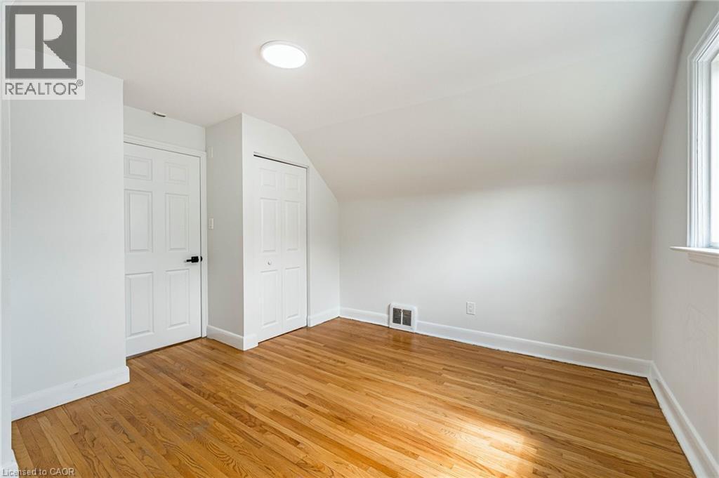 7 Putney Road, Toronto, ON - Indoor Photo Showing Other Room