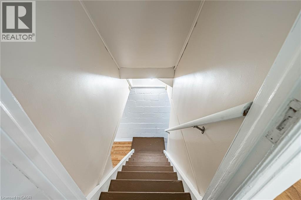 7 Putney Road, Toronto, ON - Indoor Photo Showing Other Room