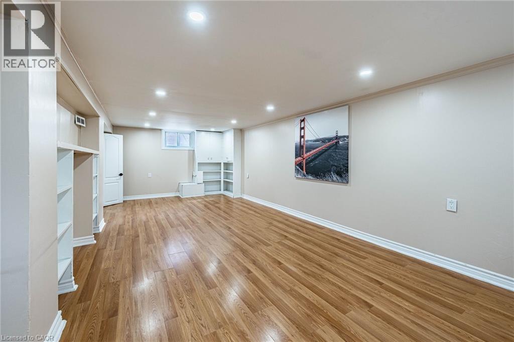 7 Putney Road, Toronto, ON - Indoor
