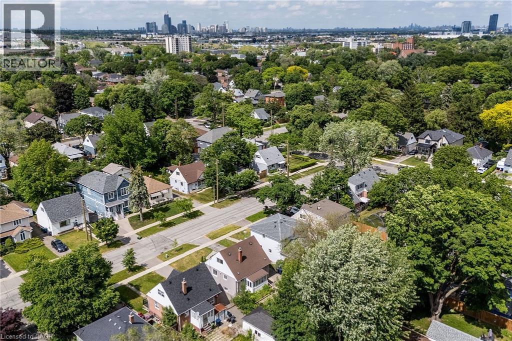 7 Putney Road, Toronto, ON - Outdoor With View