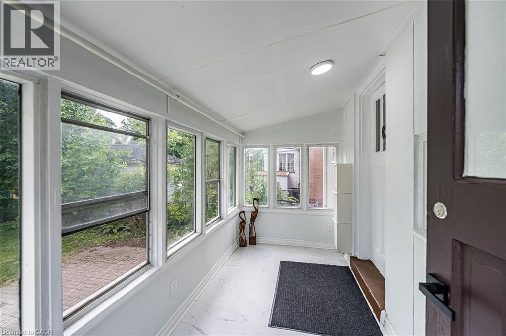 7 Putney Road, Toronto, ON - Indoor Photo Showing Other Room