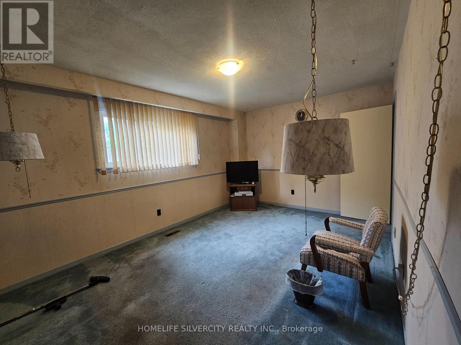 7746 Redstone Road, Mississauga, ON - Indoor