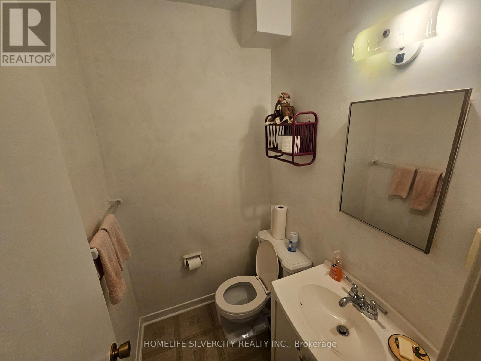 7746 Redstone Road, Mississauga, ON - Indoor Photo Showing Bathroom