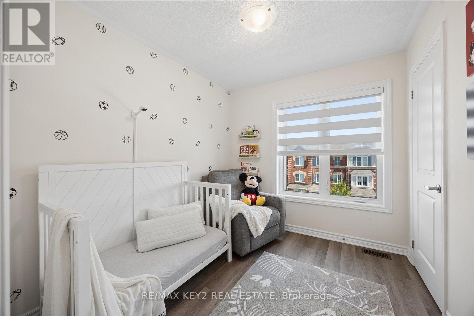 304 - 1034 Reflection Place, Pickering, ON - Indoor