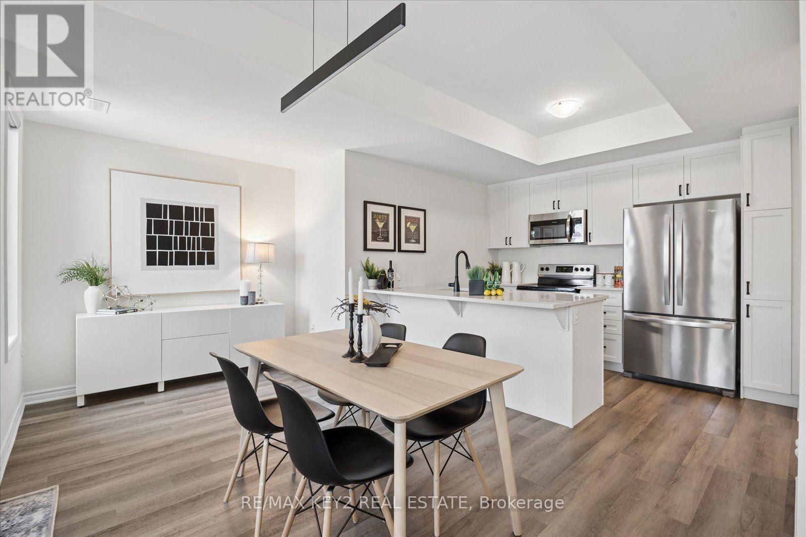 304 - 1034 Reflection Place, Pickering, ON - Indoor