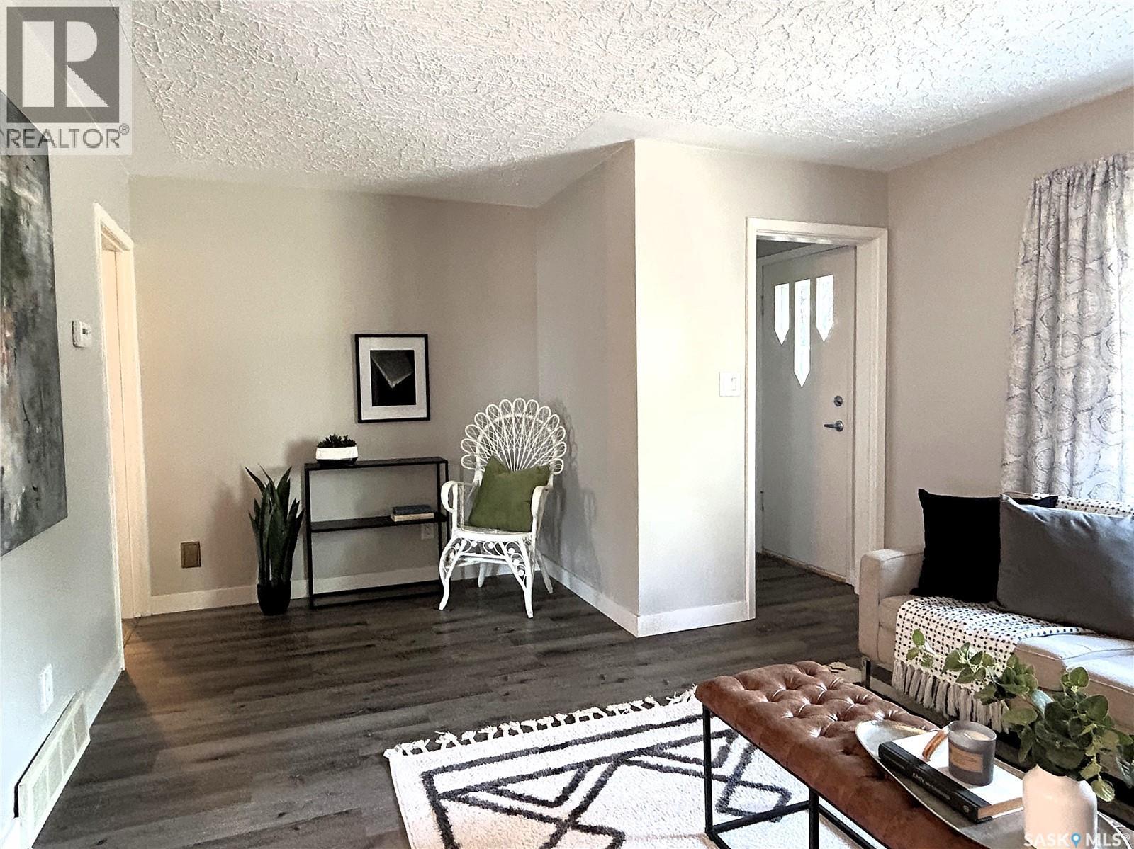 317 108Th Street W, Saskatoon, SK - Indoor