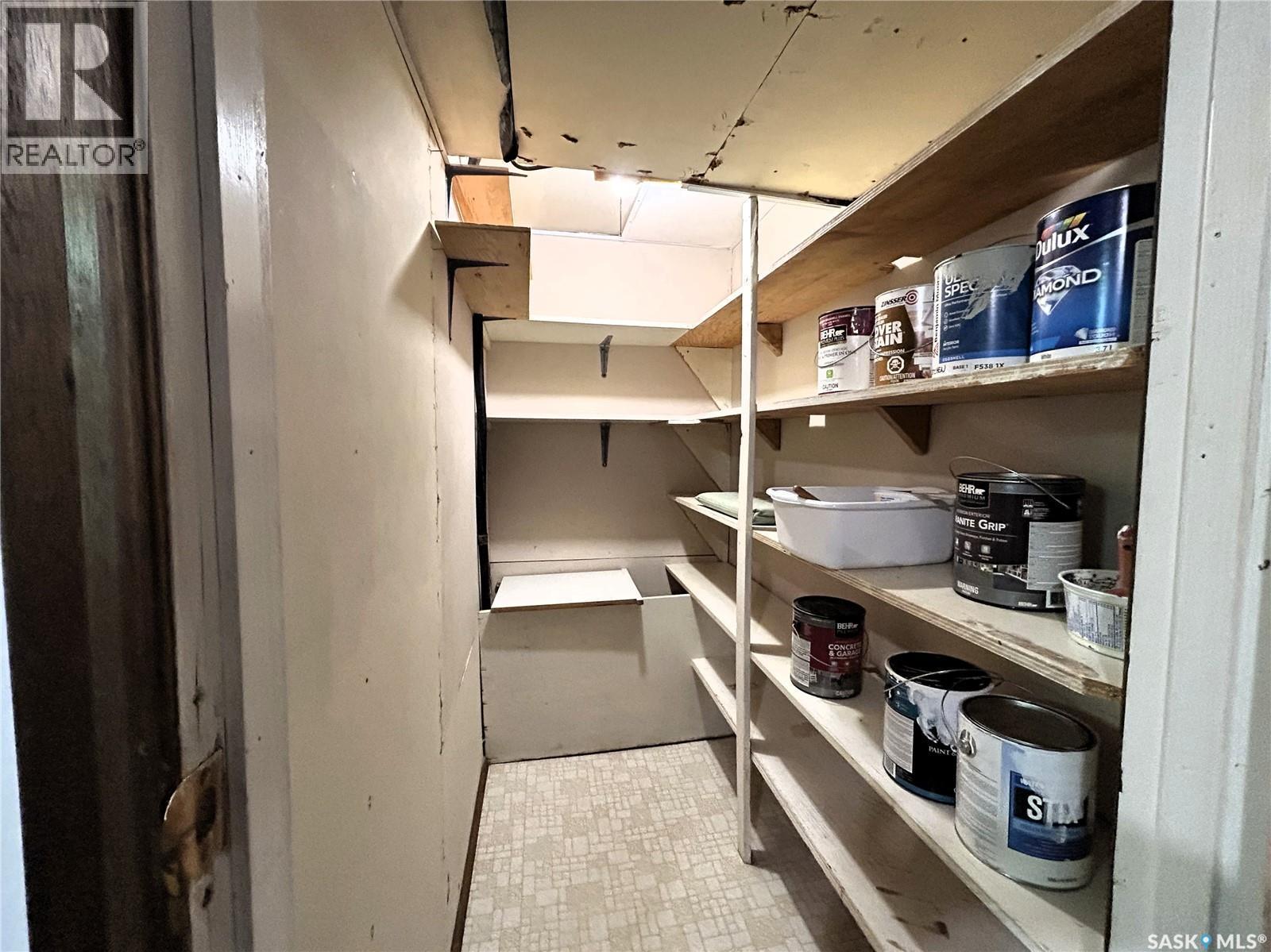 317 108Th Street W, Saskatoon, SK - Indoor