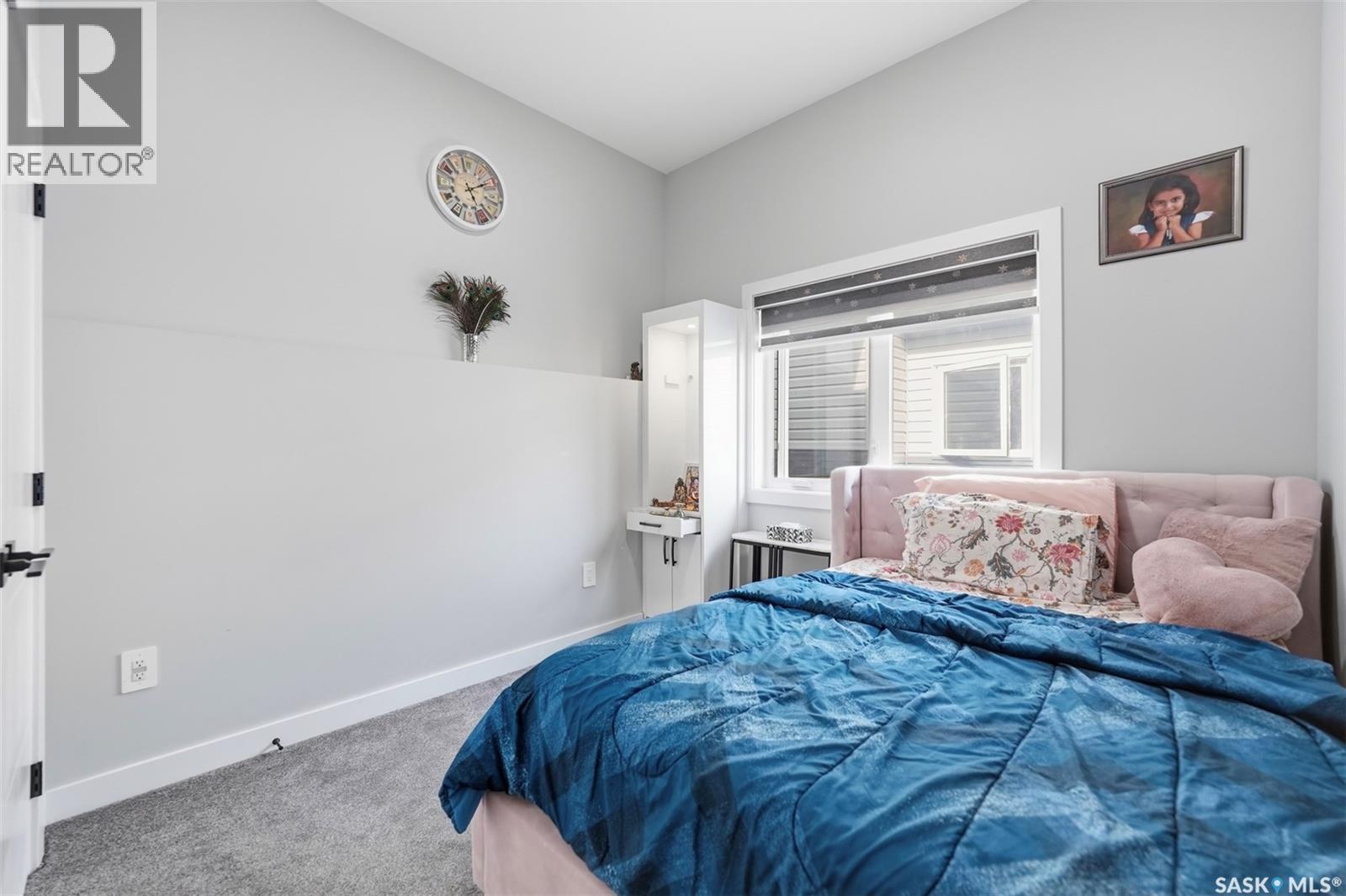 411 Schmeiser Bend, Saskatoon, SK - Indoor Photo Showing Bedroom
