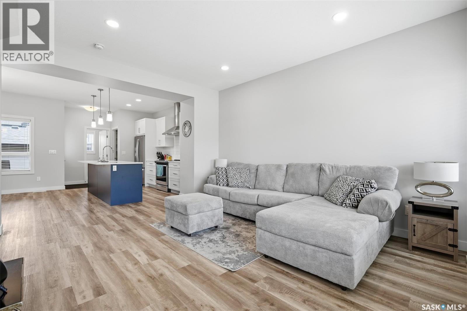26 619 Evergreen Boulevard, Saskatoon, SK - Indoor Photo Showing Living Room