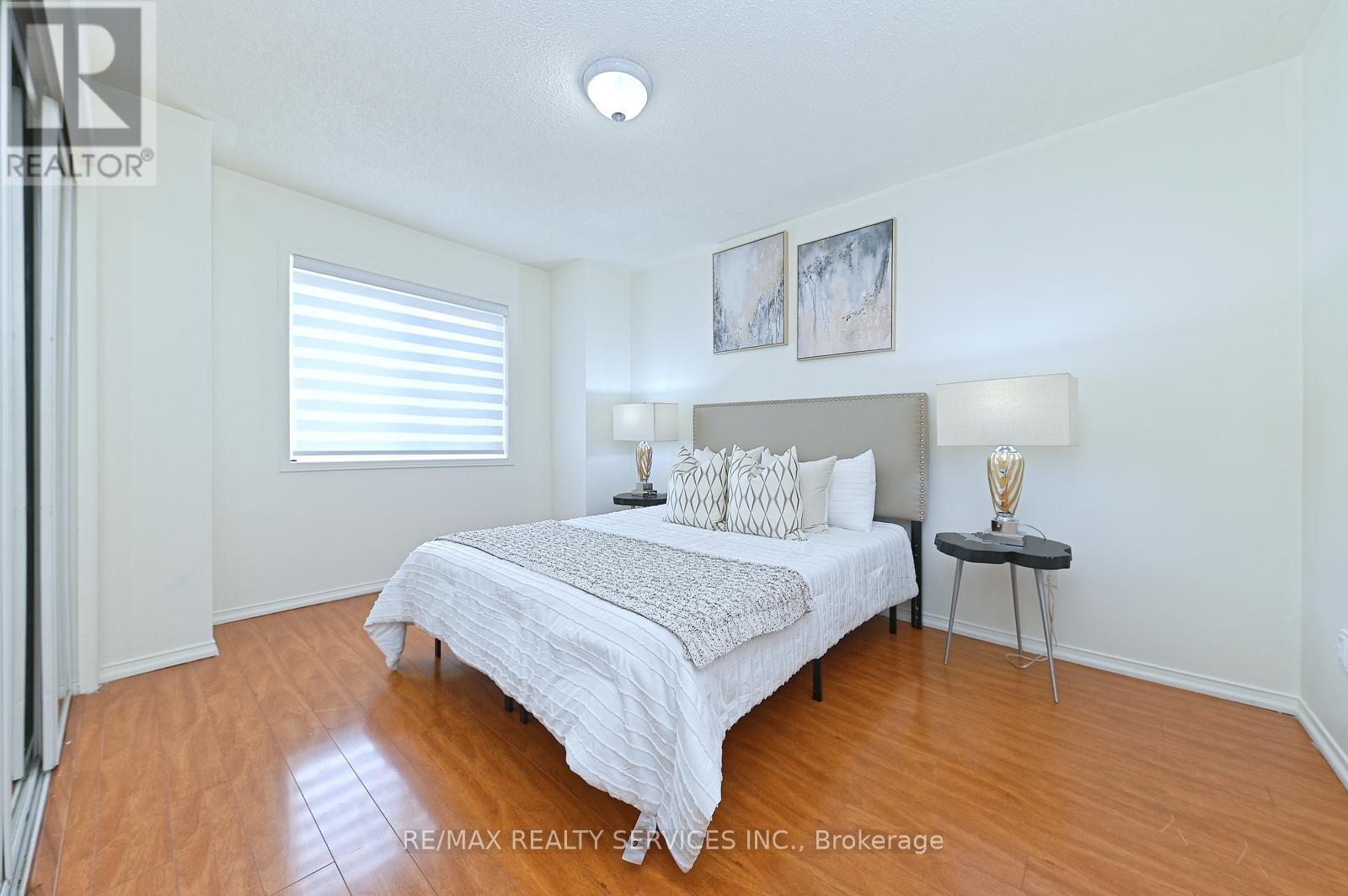 56 Mullis Crescent, Brampton, ON - Indoor Photo Showing Bedroom