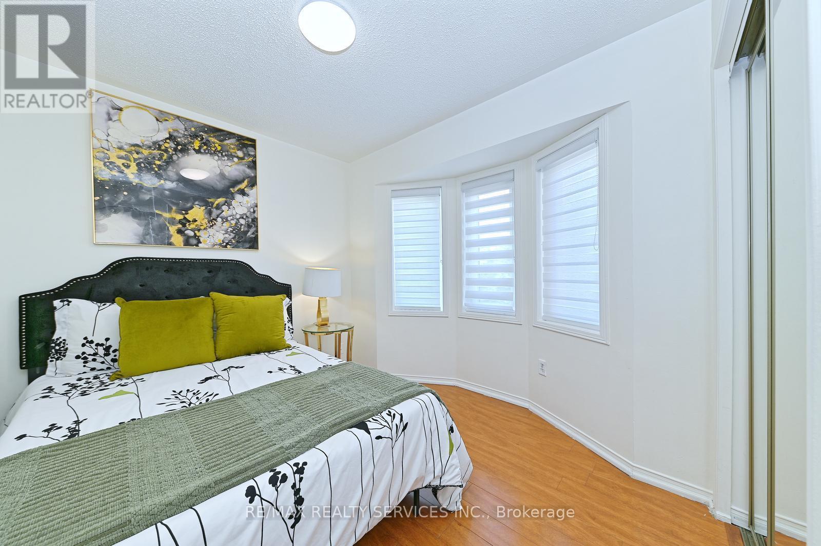 56 Mullis Crescent, Brampton, ON - Indoor Photo Showing Bedroom