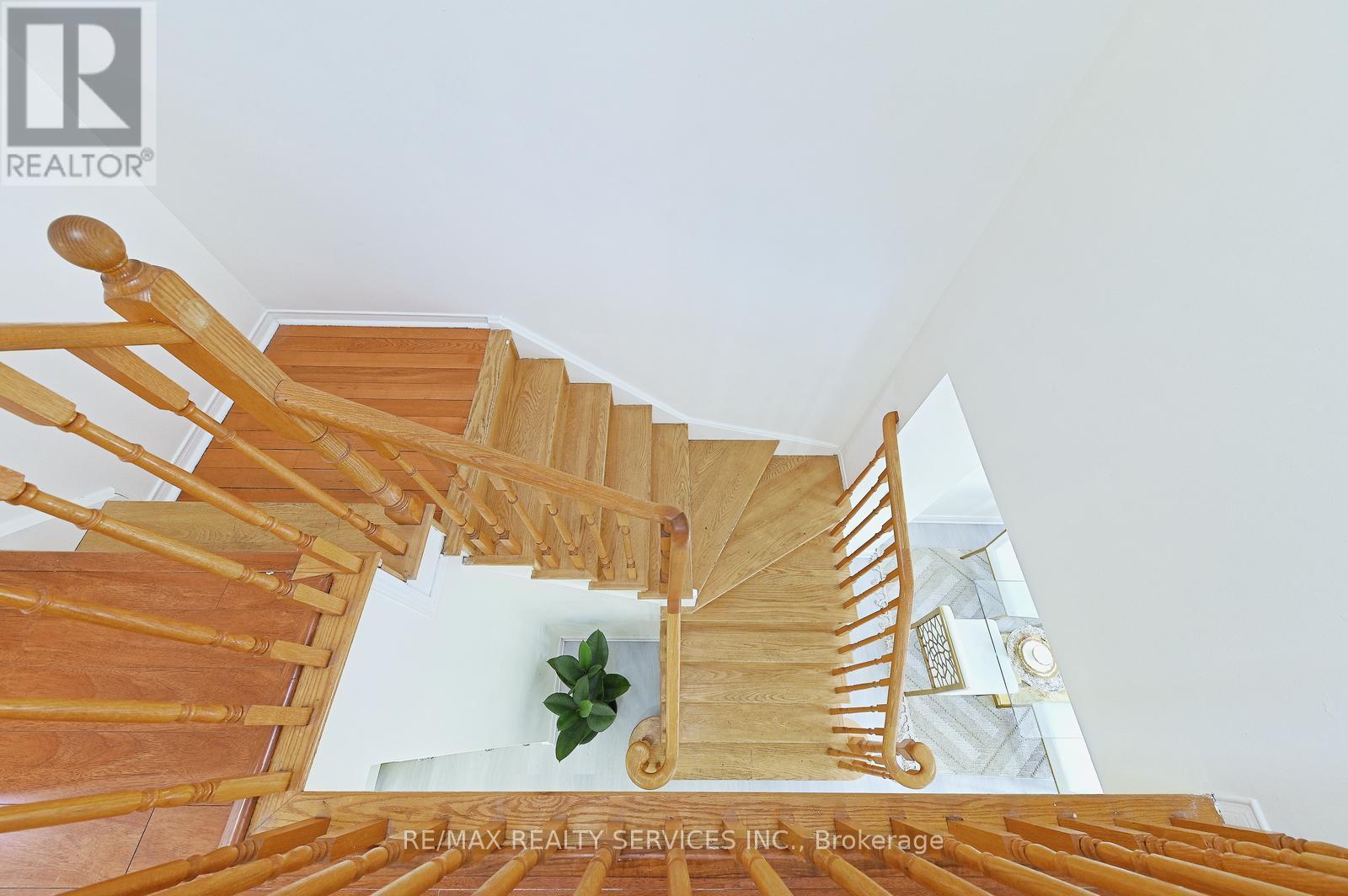 56 Mullis Crescent, Brampton, ON - Indoor Photo Showing Other Room