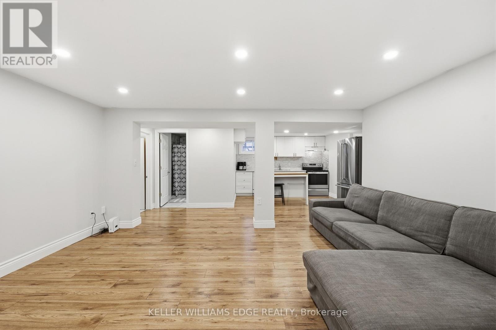 312 Upper Paradise Road, Hamilton, ON - Indoor