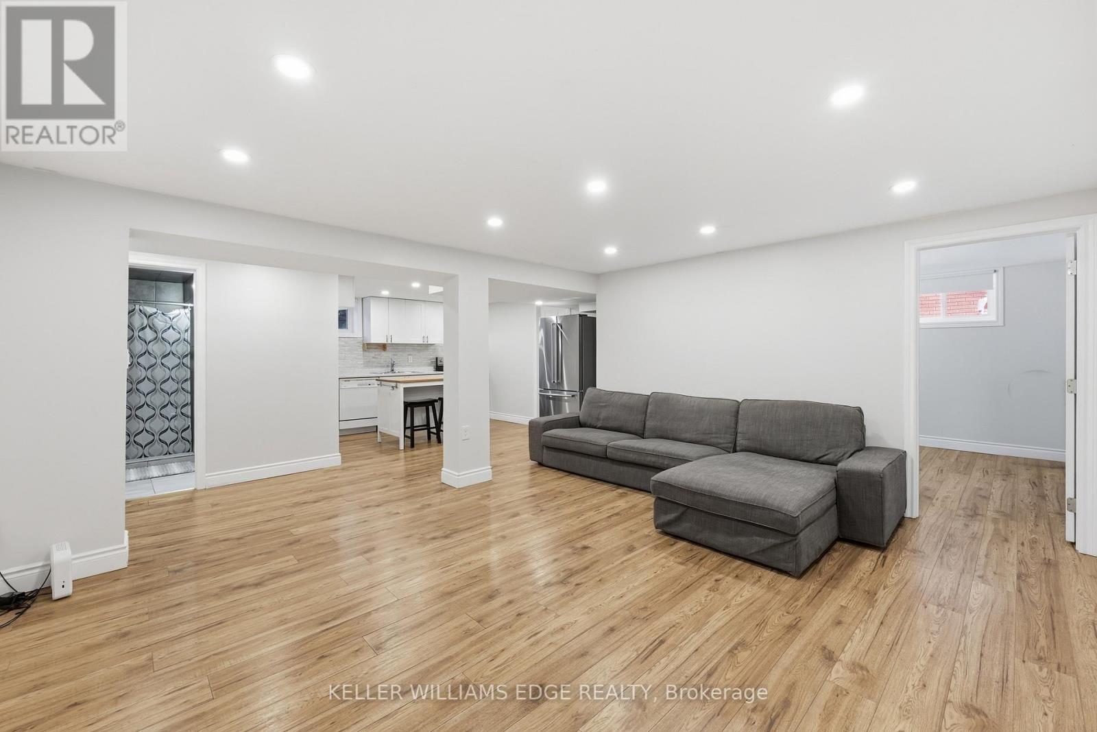 312 Upper Paradise Road, Hamilton, ON - Indoor