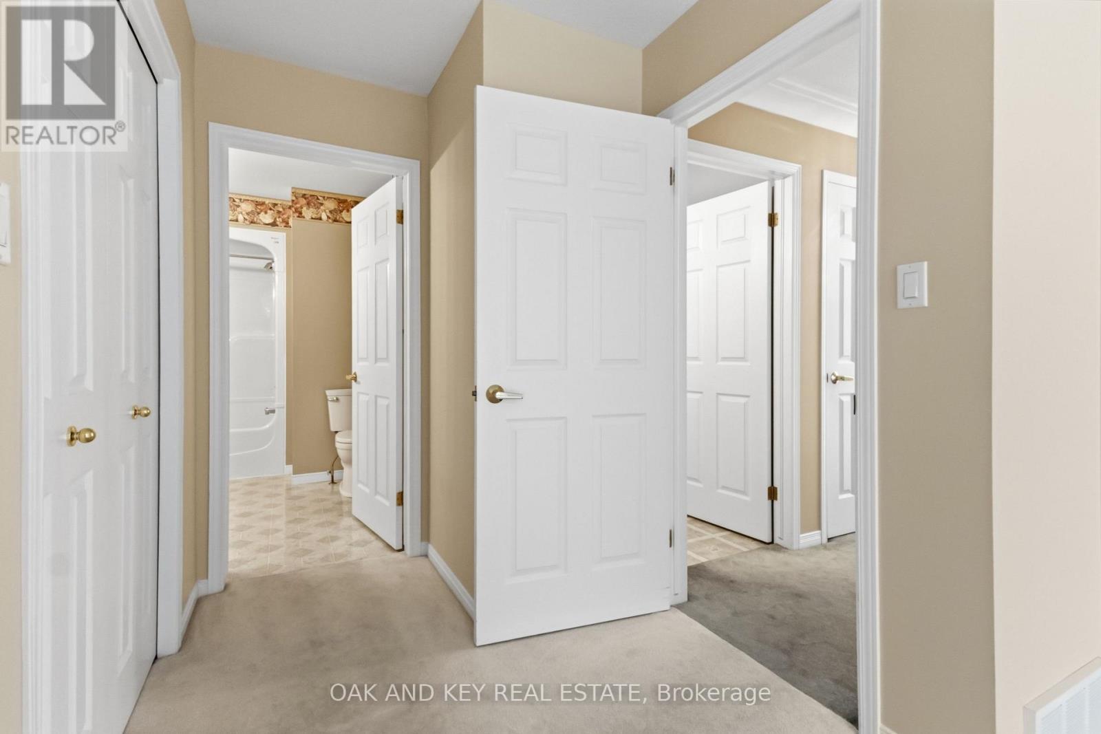58 Ilderbrook Circle, Middlesex Centre (Ilderton), ON - Indoor Photo Showing Other Room