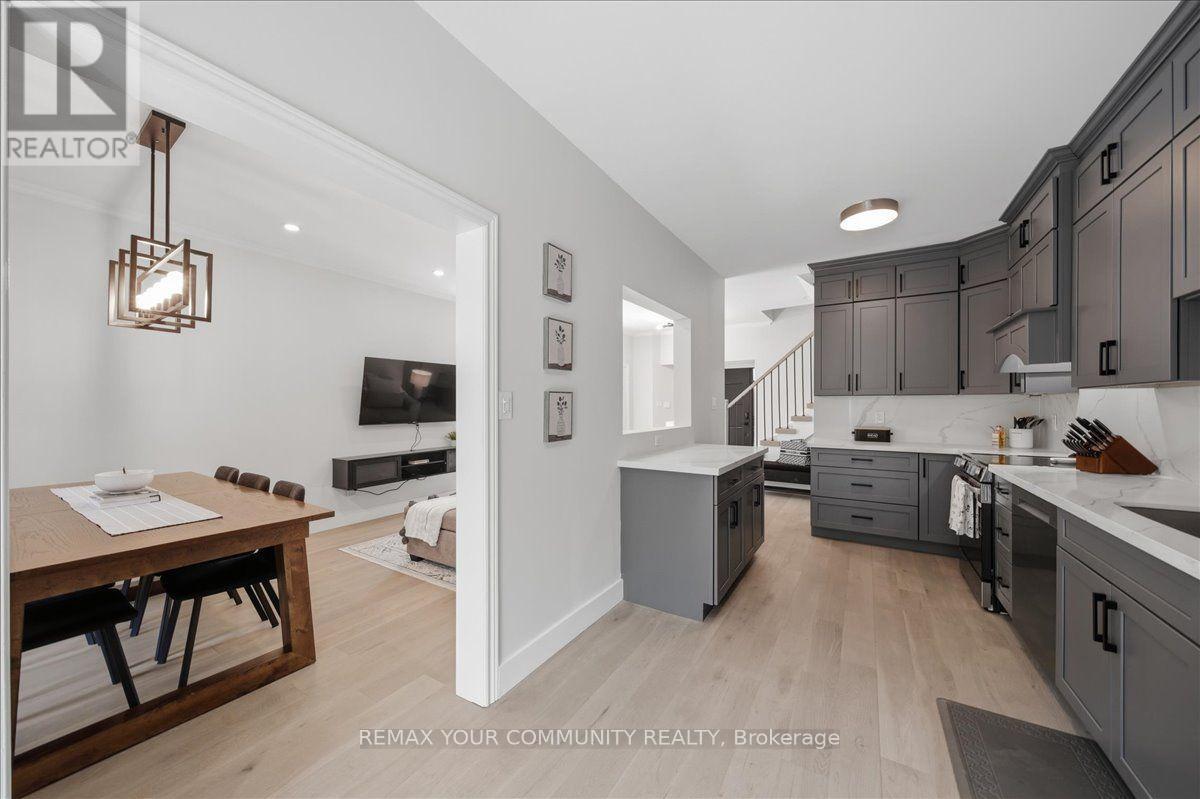 91 Downey Circle, Aurora, ON - Indoor