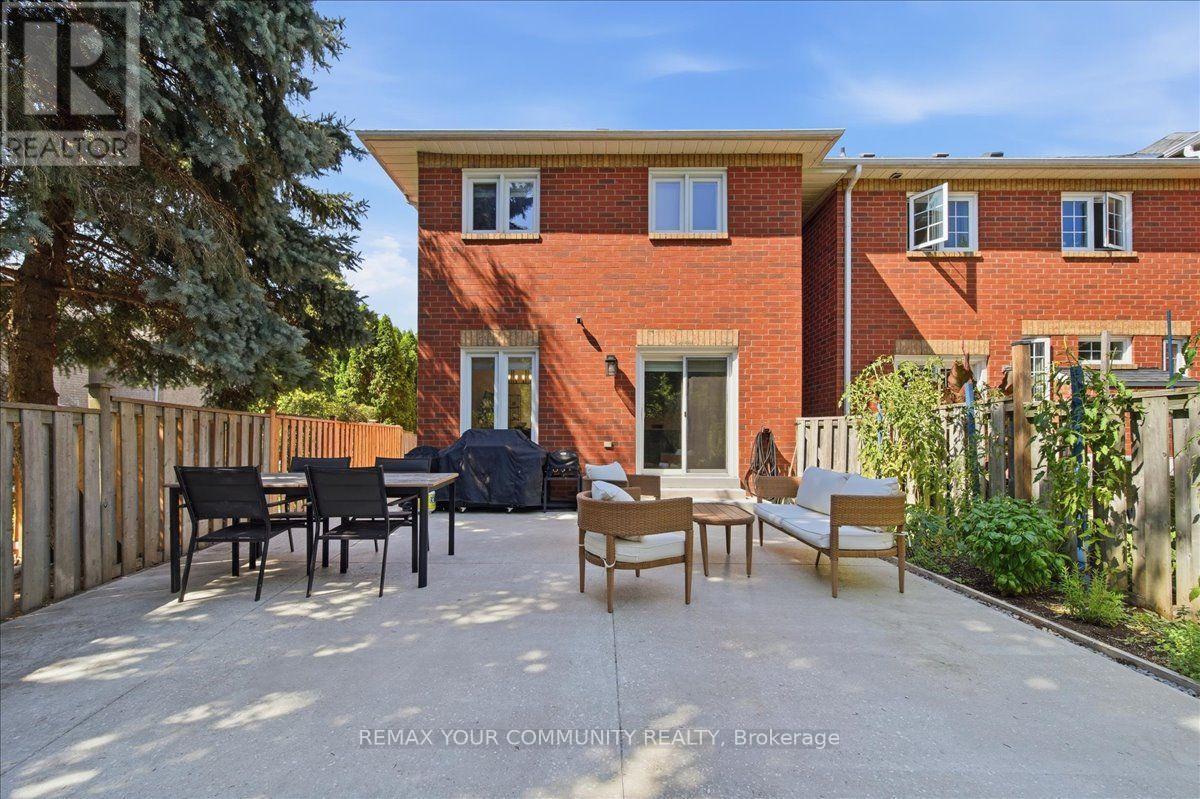 91 Downey Circle, Aurora, ON - Outdoor With Deck Patio Veranda With Exterior