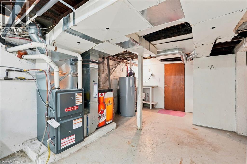 395 Avondale Street, Hamilton, ON - Indoor Photo Showing Basement
