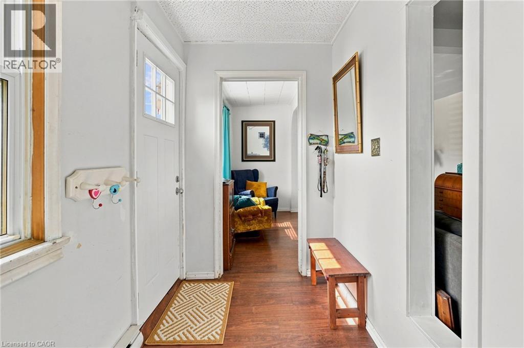 395 Avondale Street, Hamilton, ON - Indoor Photo Showing Other Room