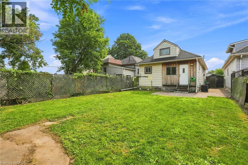 395 Avondale Street, Hamilton, ON - Outdoor