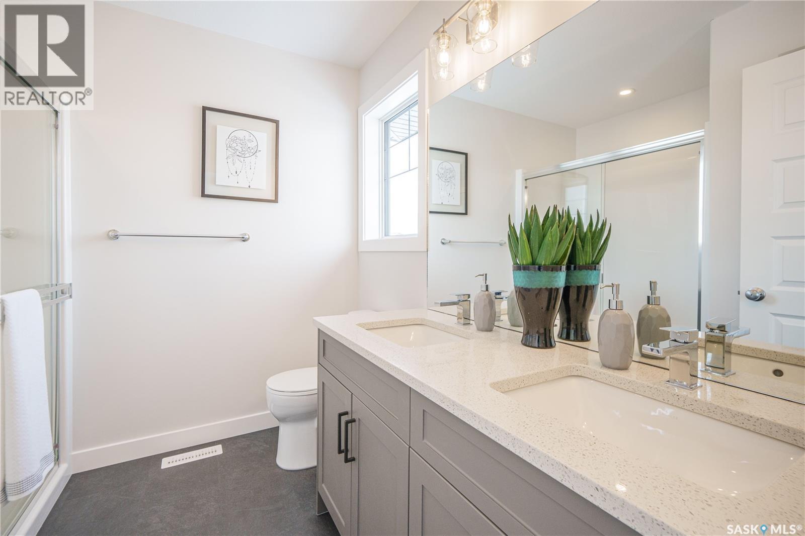2972 Green Turtle Road, Regina, SK - Indoor Photo Showing Bathroom