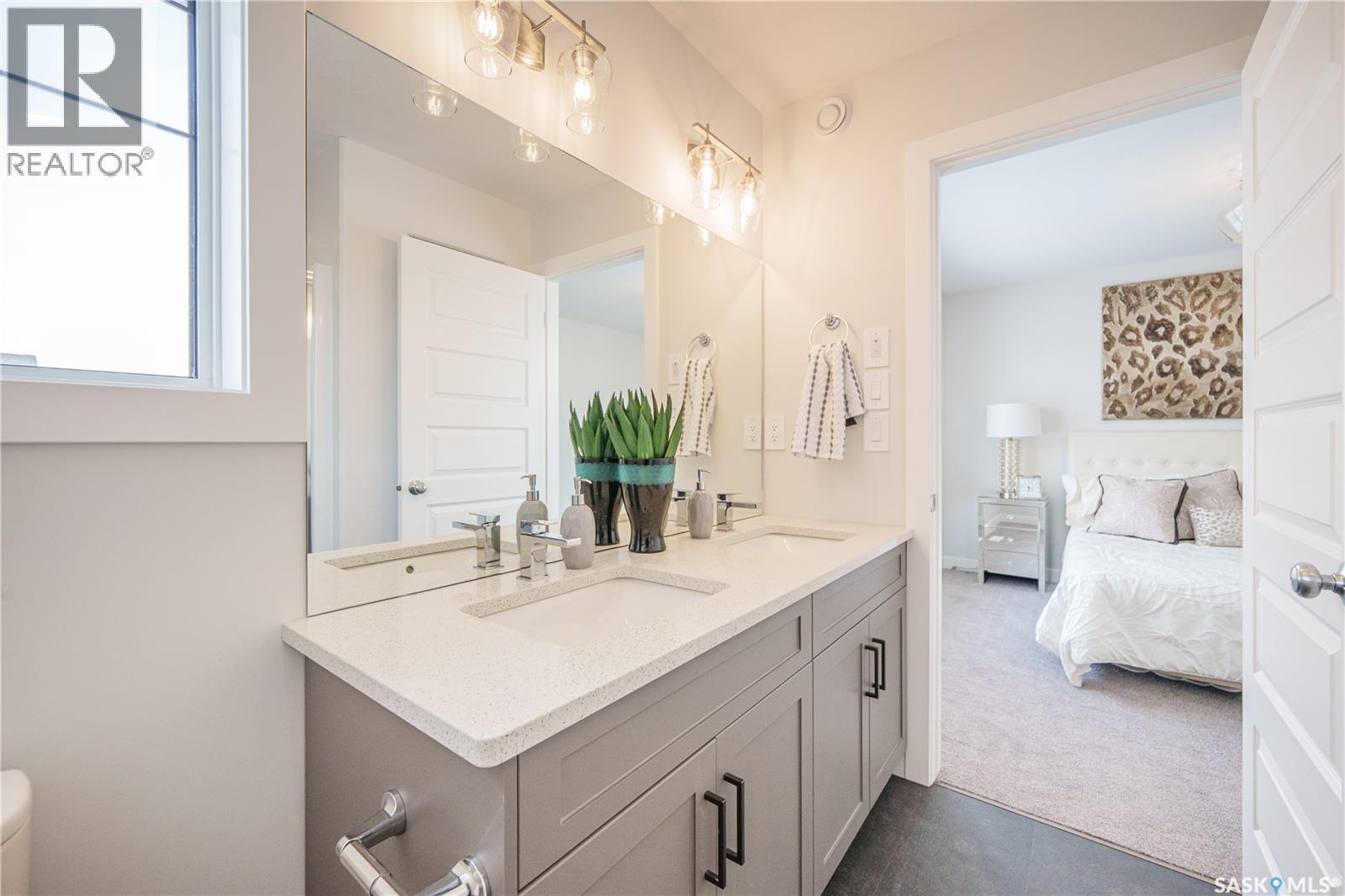 2972 Green Turtle Road, Regina, SK - Indoor Photo Showing Bathroom