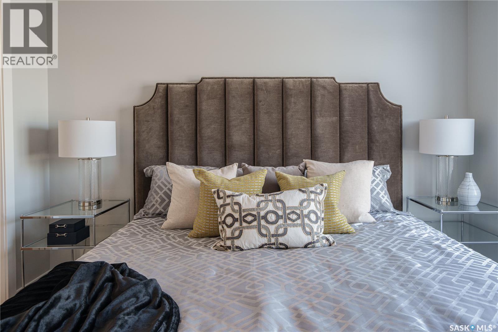 2964 Green Turtle Road, Regina, SK - Indoor Photo Showing Bedroom