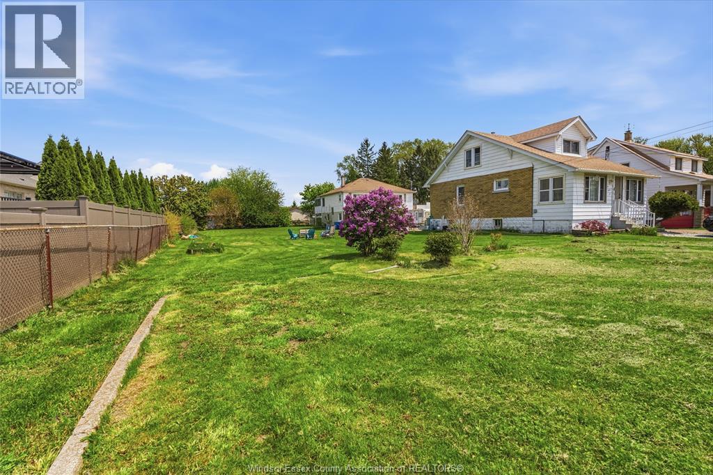 222-224 Lesperance, Tecumseh, ON - Outdoor