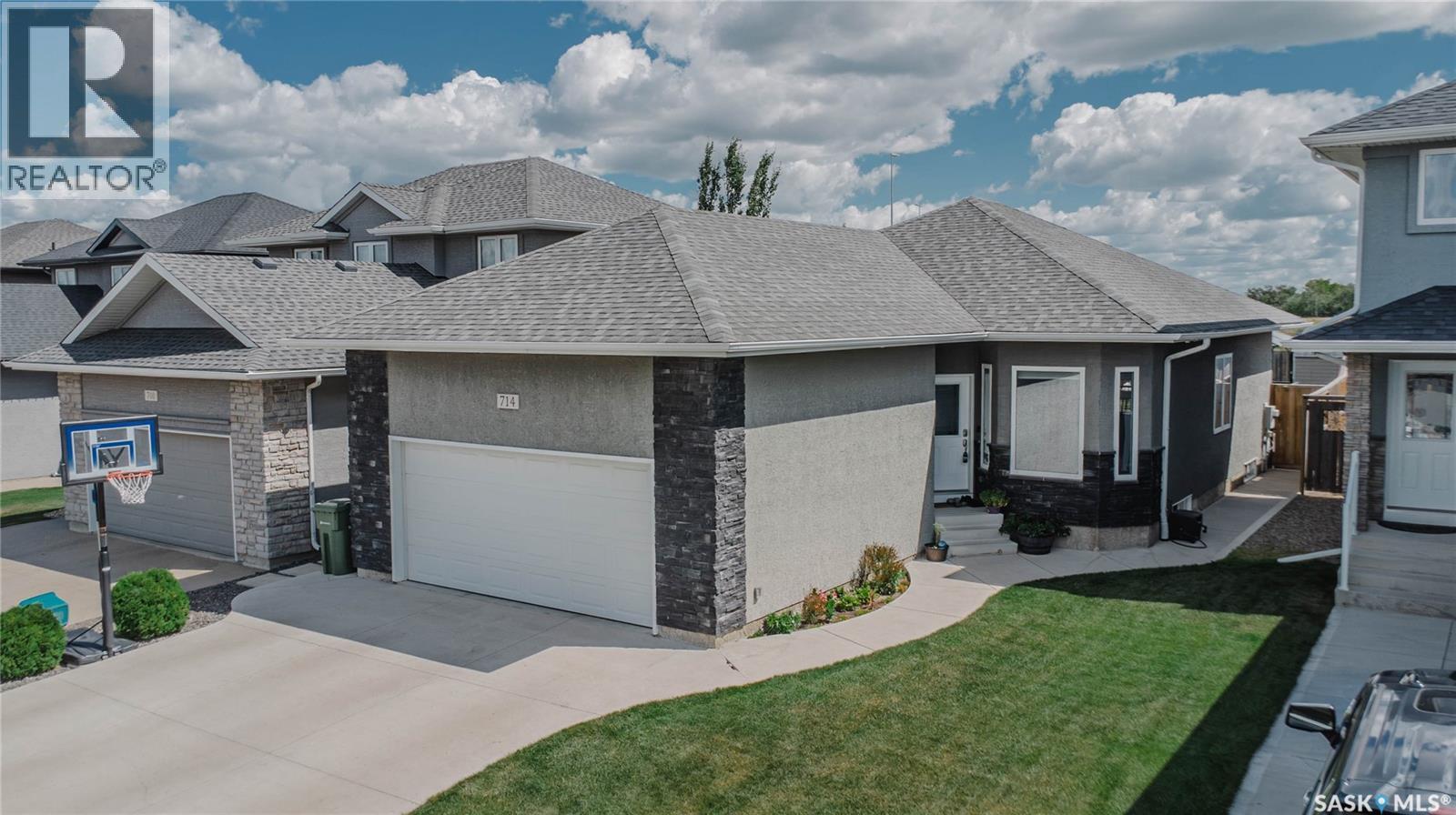 714 Sutter Crescent, Saskatoon, SK - Outdoor