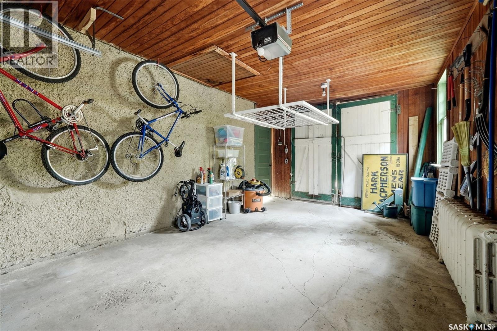 2666 Angus Boulevard, Regina, SK -
