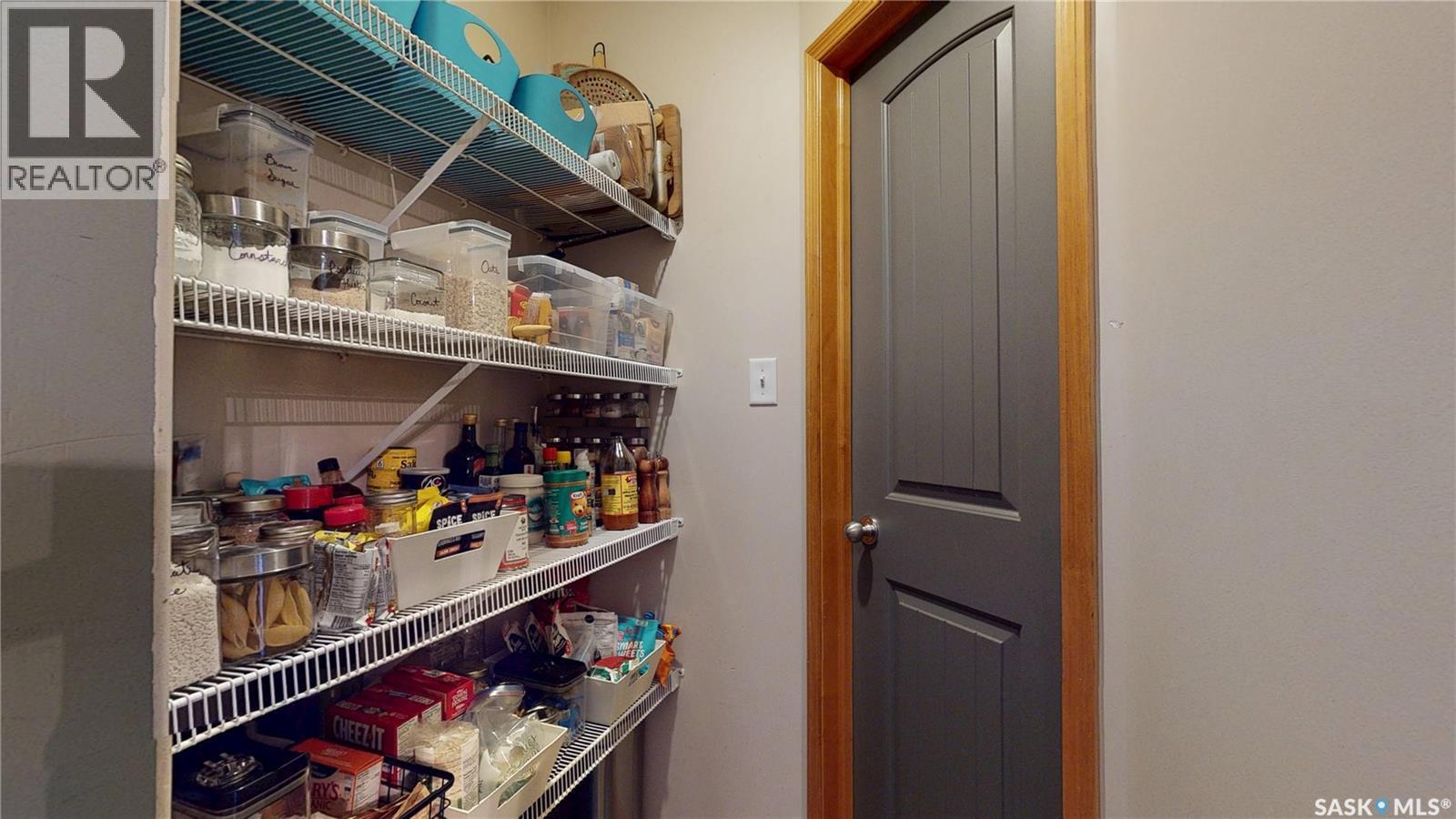 1619 Wingert Drive N, Regina, SK - Indoor