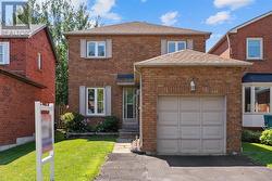 24 FERNBANK PLACE Whitby, ON L1R 1S9