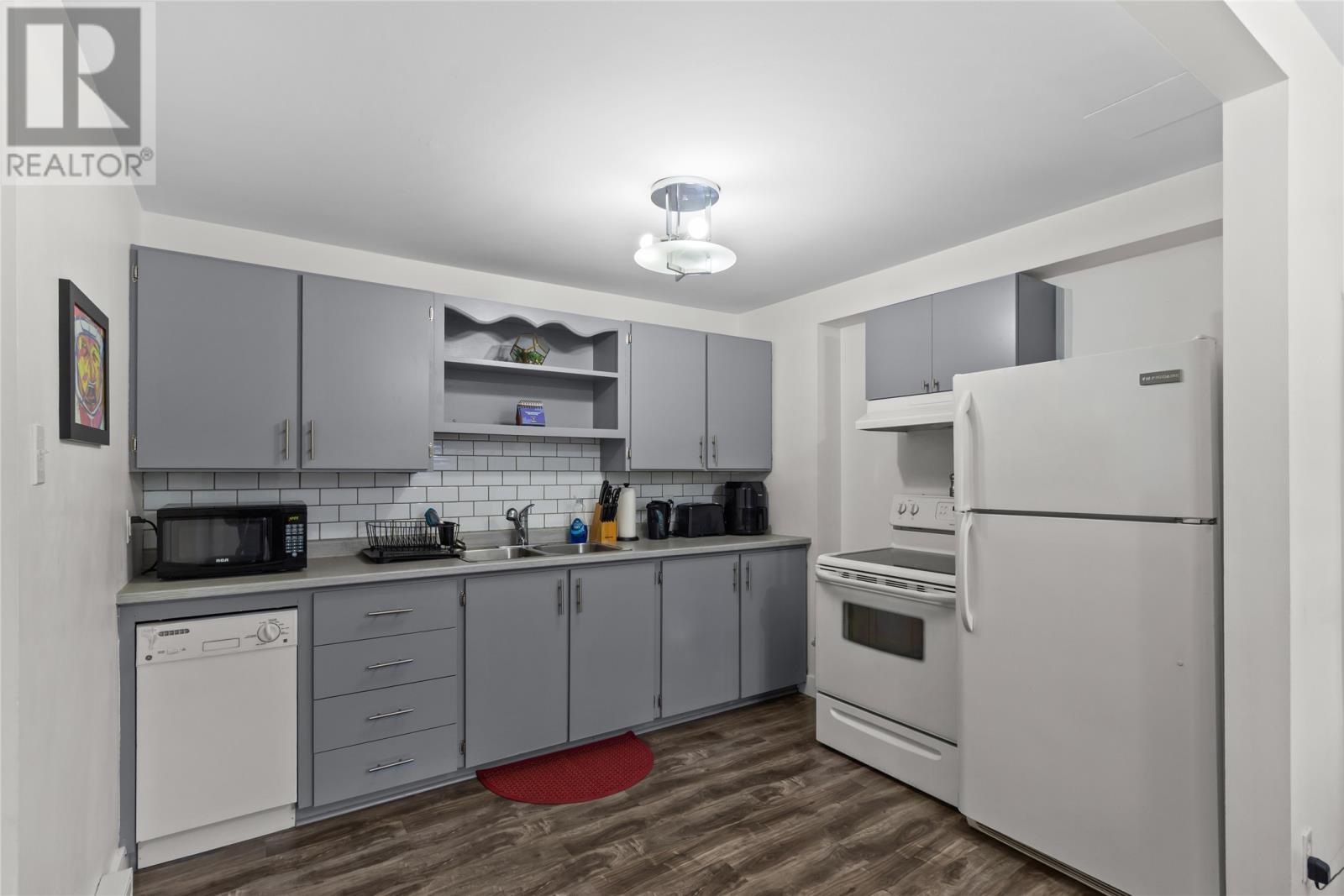 54 Nash Crescent, Mount Pearl, NL - Indoor Photo Showing Kitchen