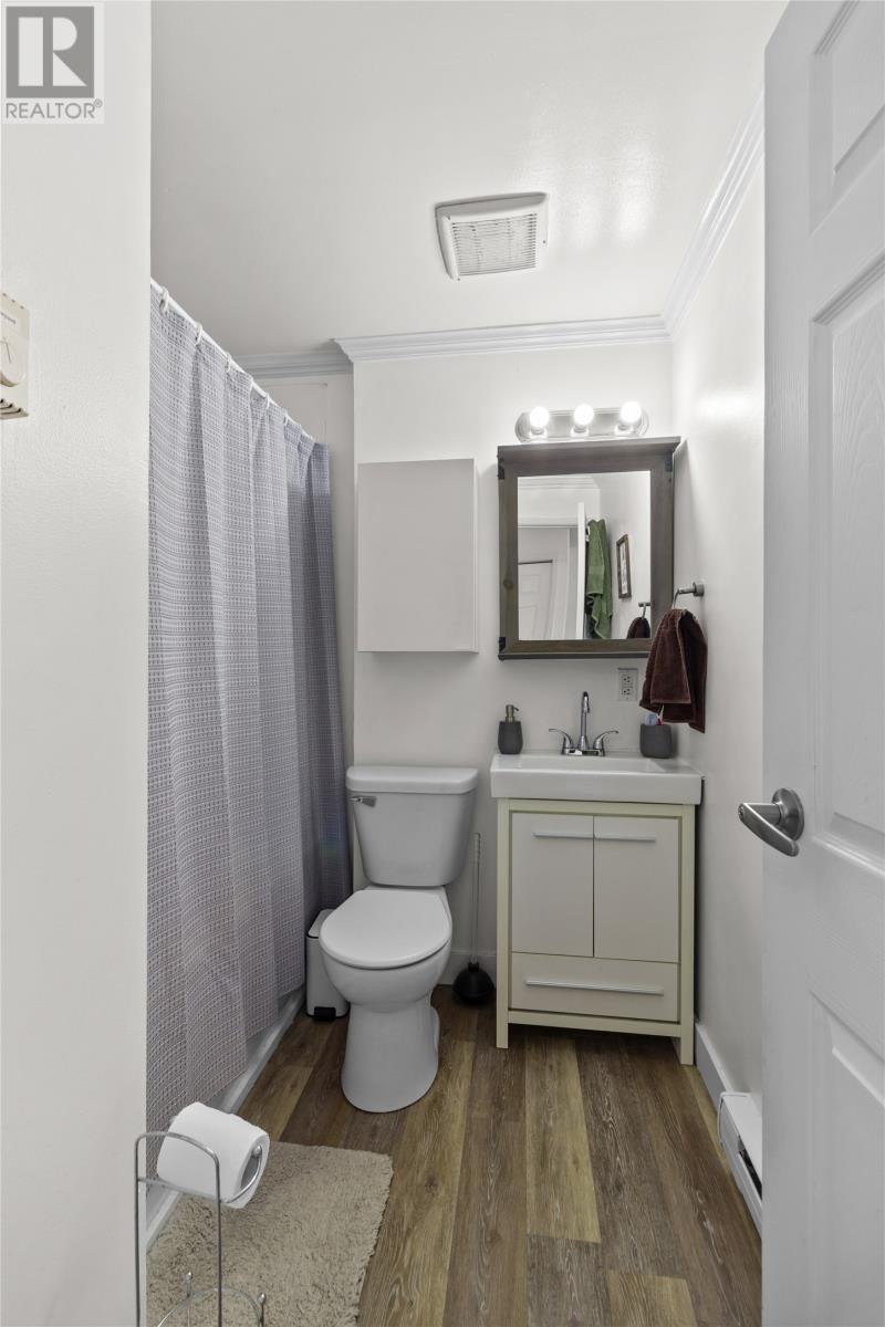54 Nash Crescent, Mount Pearl, NL - Indoor Photo Showing Bathroom