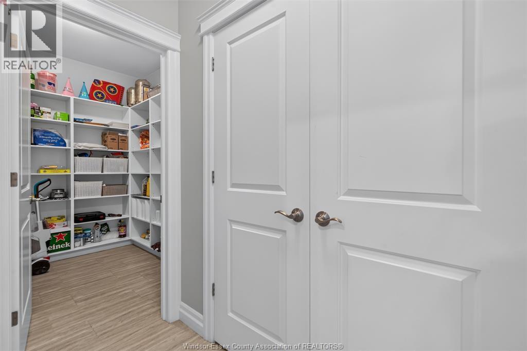 353 Benjamin, Belle River, ON - Indoor