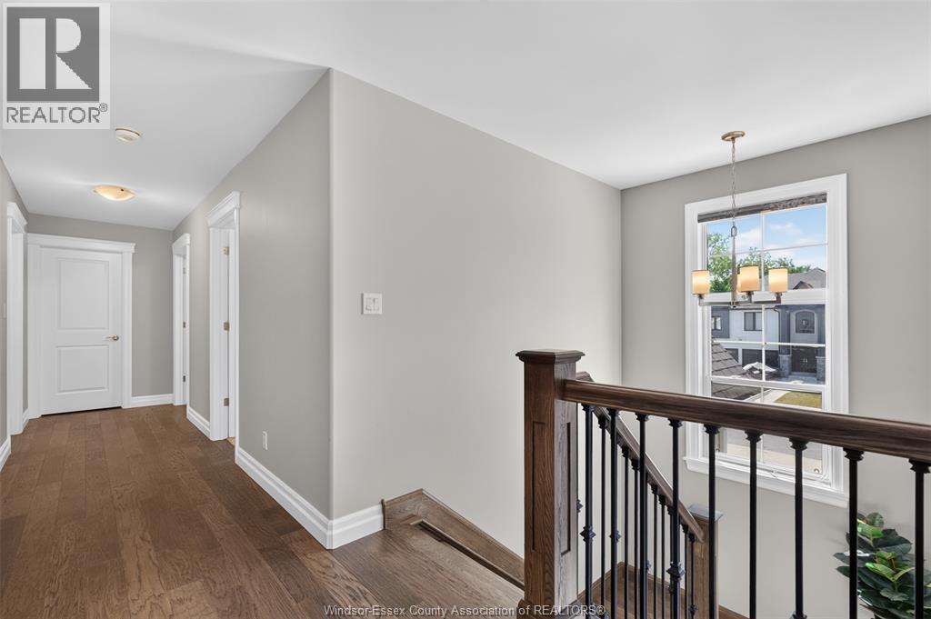 353 Benjamin, Belle River, ON - Indoor Photo Showing Other Room
