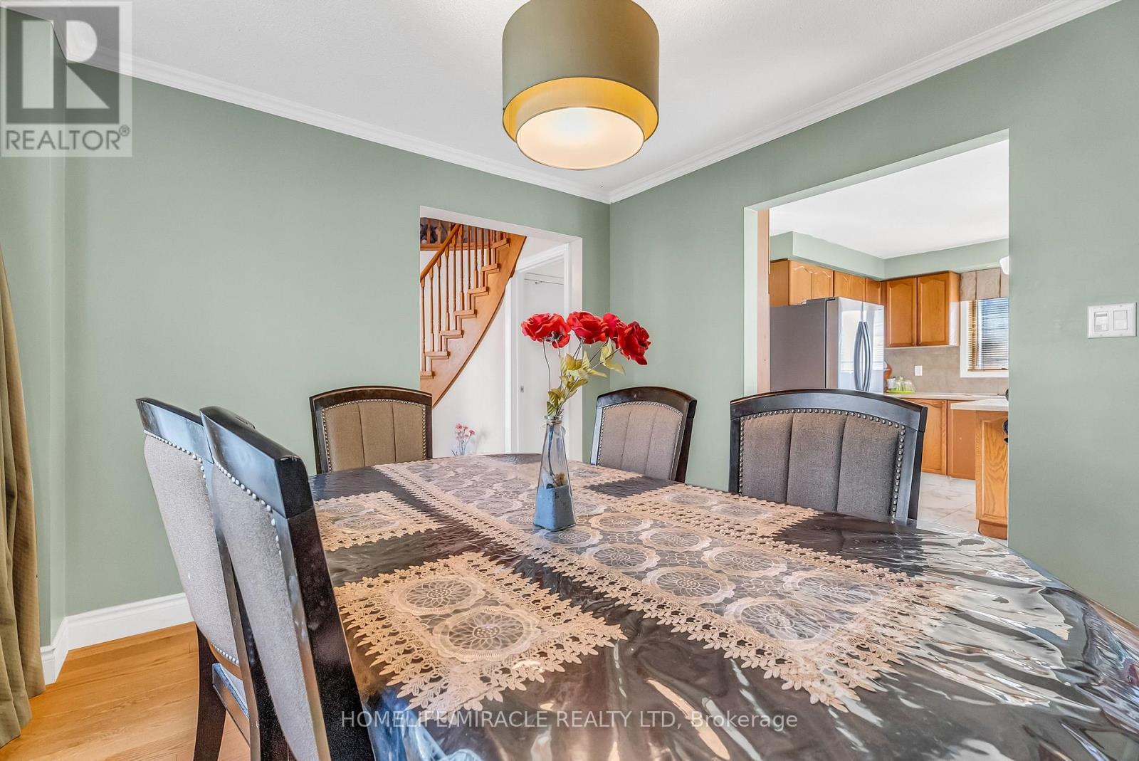 1 Beechnut Crescent, Clarington, ON - Indoor Photo Showing Dining Room