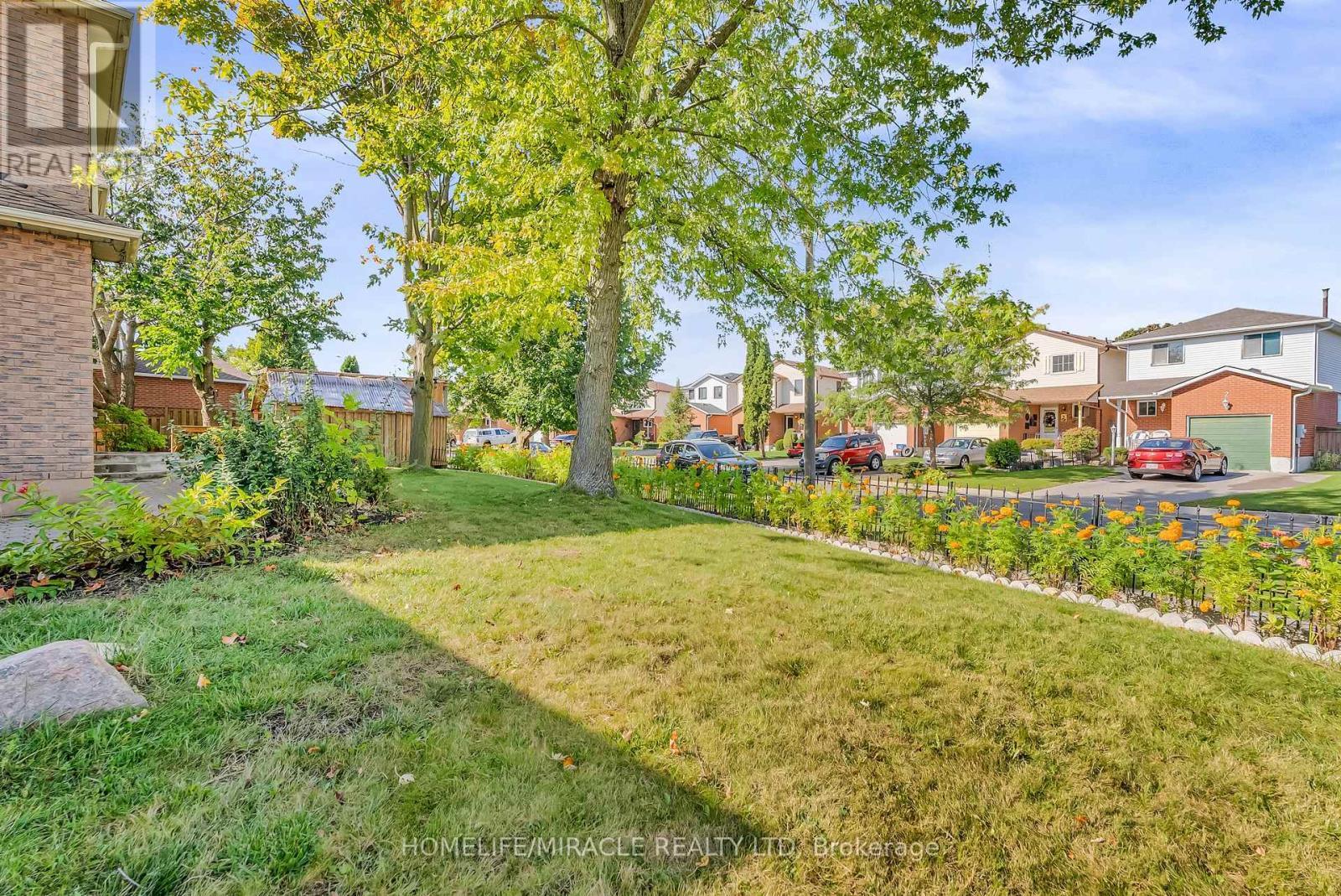 1 Beechnut Crescent, Clarington, ON - Outdoor
