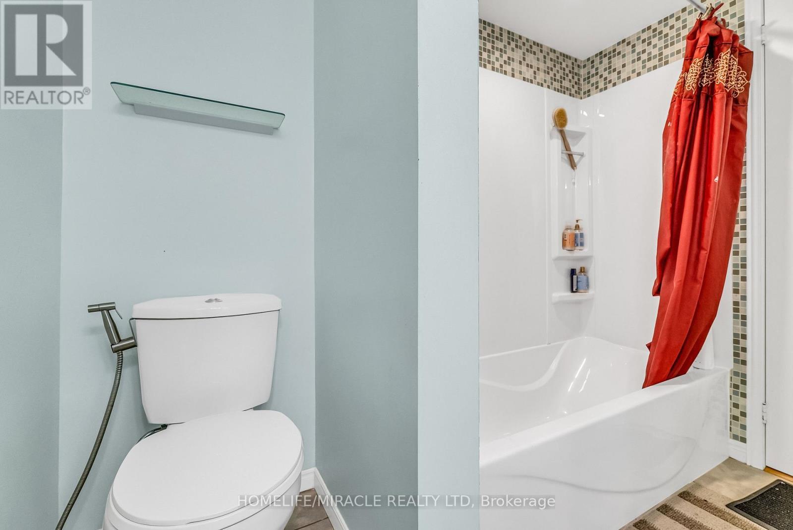 1 Beechnut Crescent, Clarington, ON - Indoor Photo Showing Bathroom